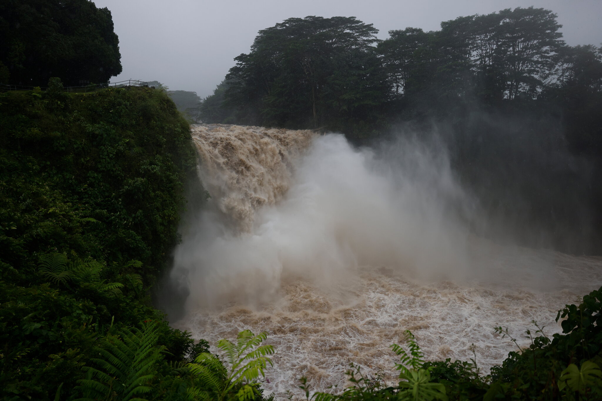 Hurricane Lala causes power outages in Hawaii