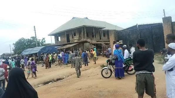 Osun Violence: Thugs Attack APC Leaders After Poll